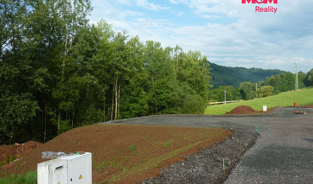 Prodej stavebního pozemku 2 372 m², Trutnov – náhled fotky 2