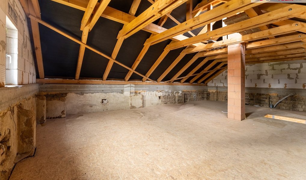 Prodej domu 80 m² s pozemkem 515 m², Kostelec – náhled fotky 22
