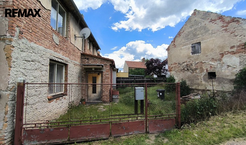 Prodej domu 140 m² s pozemkem 515 m², Vroutek – náhled fotky 16
