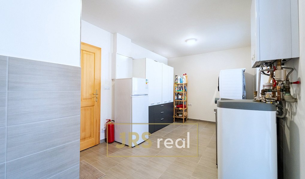 Prodej domu 187 m² s pozemkem 2 699 m², Novosedly – náhled fotky 19