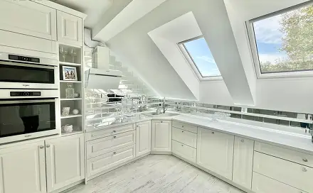 Pronájem bytu 2+kk 97 m²