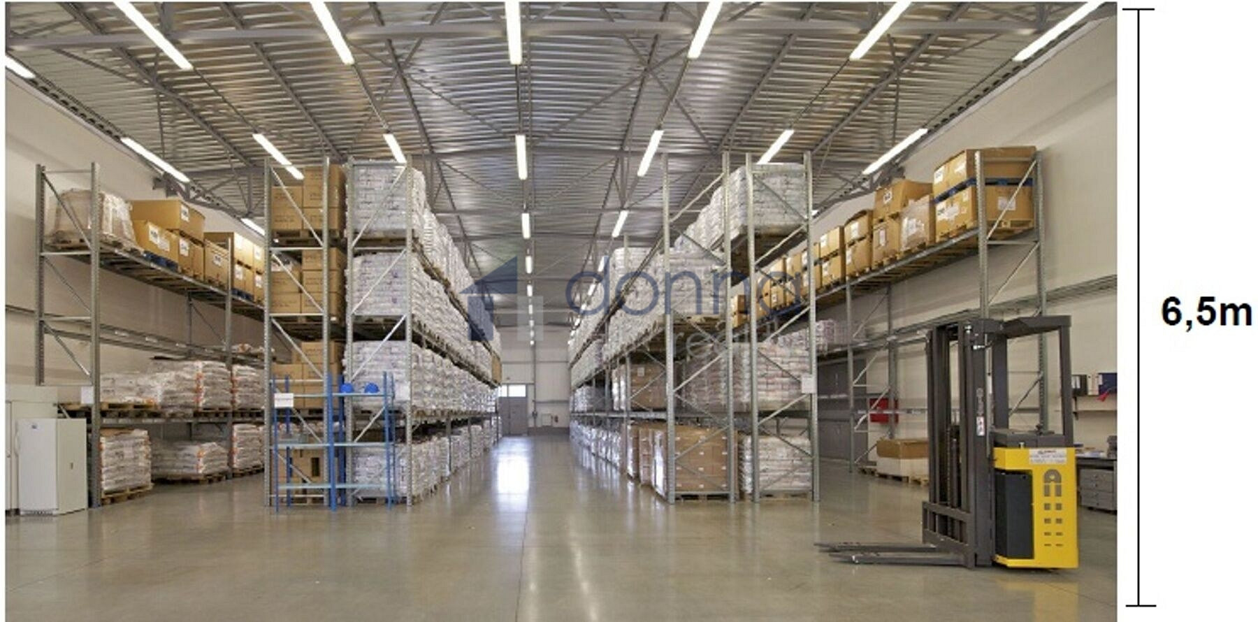 Pronájem skladovacích prostor 1 395 m²