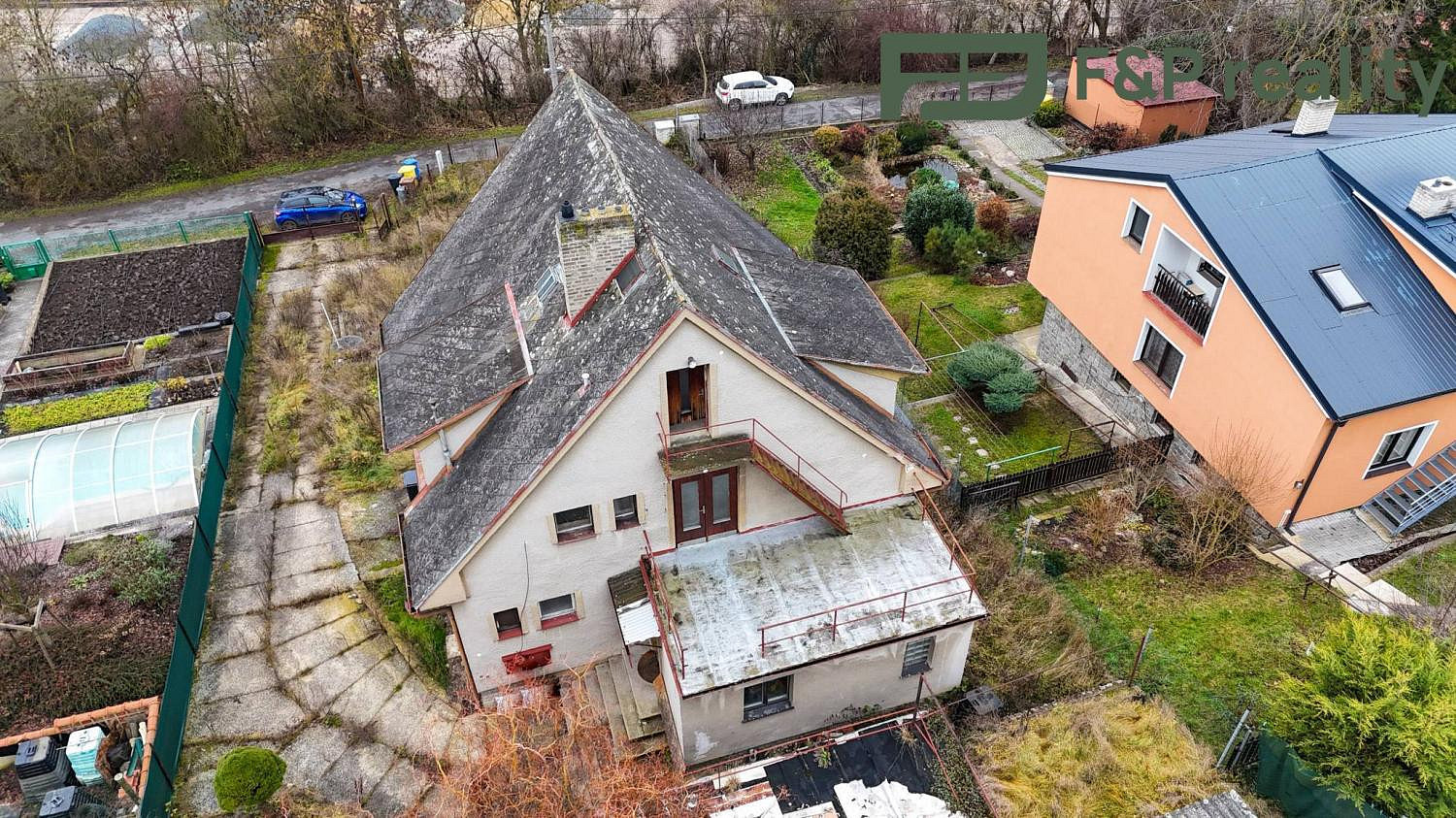 Prodej domu 228 m² s pozemkem 678 m² – fotografie 2