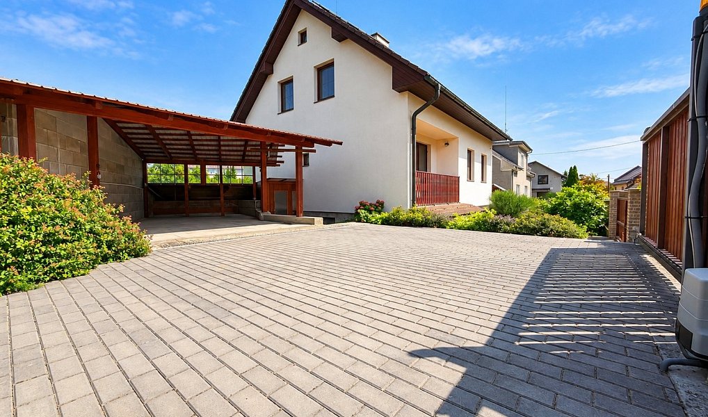 Prodej rodinného domu, 184 m², Olomouc, Tršice