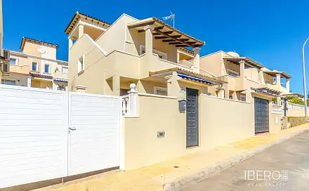 Prodej domu 105 m² s pozemkem 105 m², Orihuela Costa, Španělsko