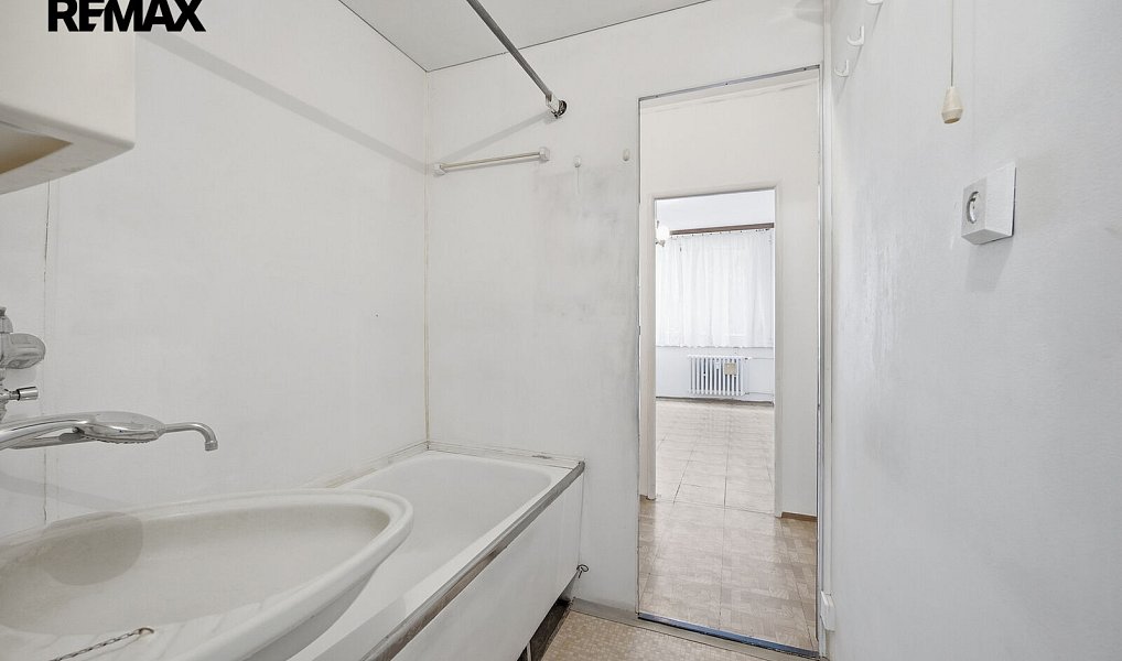 Prodej bytu 3+1 68 m², Praha – náhled fotky 17