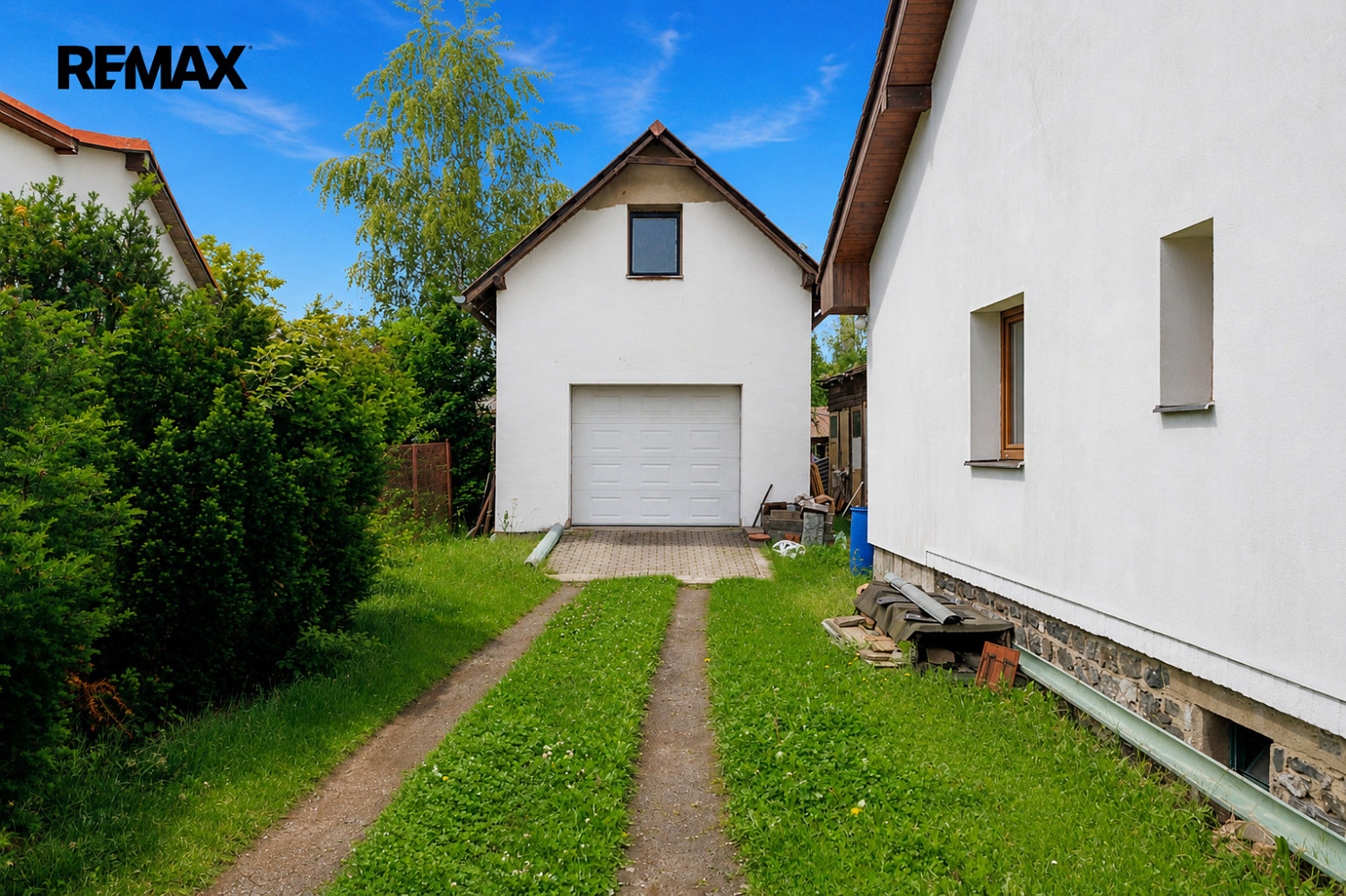 Prodej domu 323 m² s pozemkem 1 117 m² – pohled 3