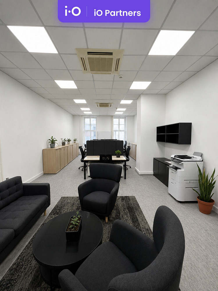 Pronájem kanceláře 387 m²