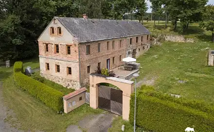 Prodej domu 365 m² s pozemkem 3 708 m², Nečtiny - Čestětín, okres Plzeň-sever