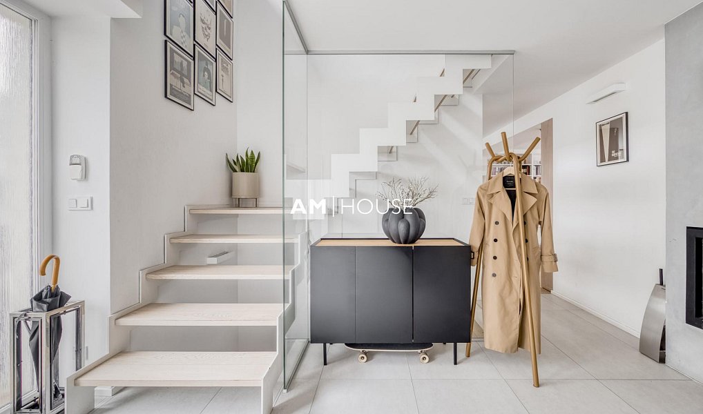 Pronájem domu 220 m² s pozemkem 270 m², Praha – náhled fotky 14