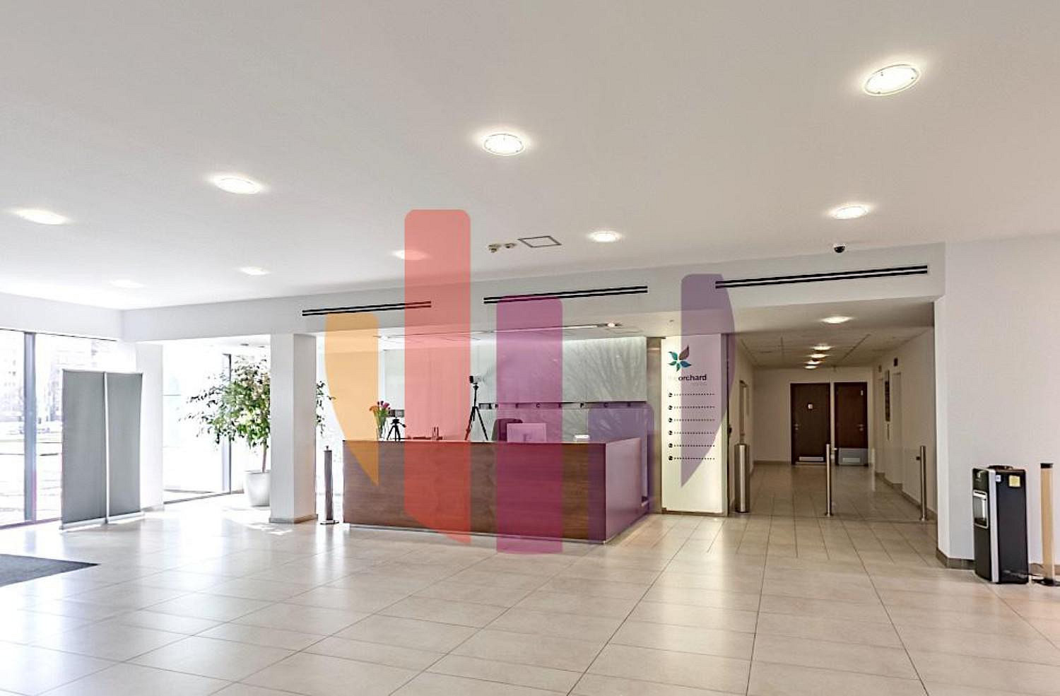 Pronájem kanceláře 616 m² — photo 2