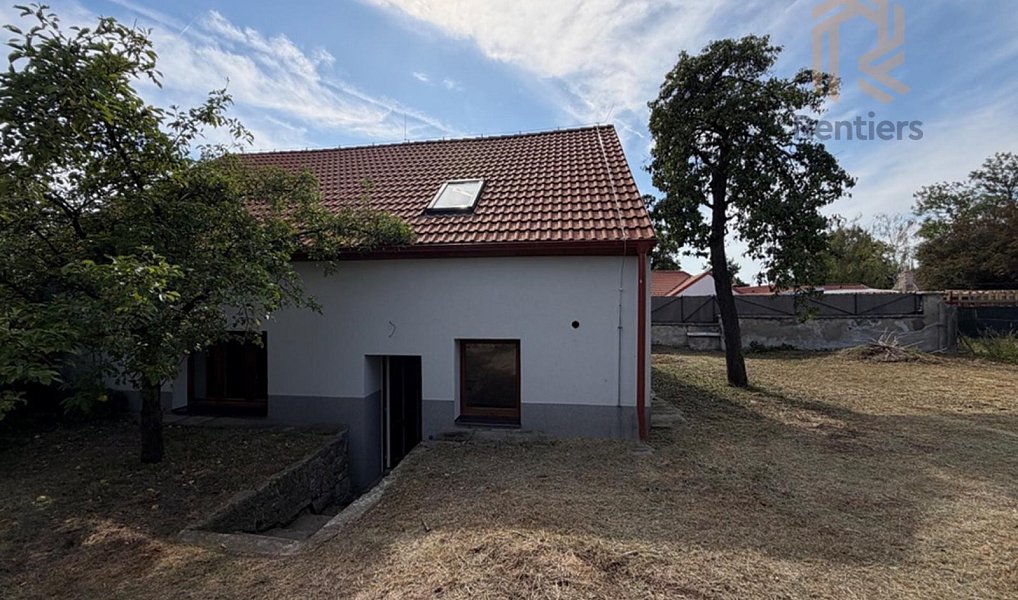 Prodej domu 137 m² s pozemkem 332 m², Rostoklaty – náhled fotky 23
