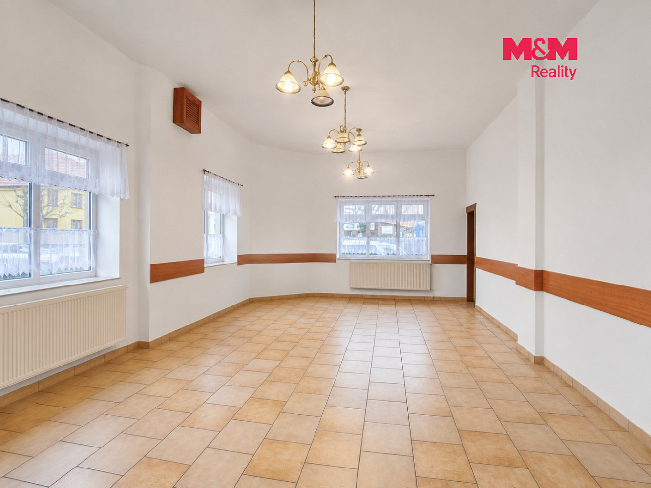 Pronájem obchodních prostor 88 m² – fotografie 3