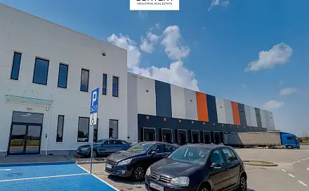 Pronájem skladovacích prostor 15 000 m², Lužec nad Vltavou, okres Mělník