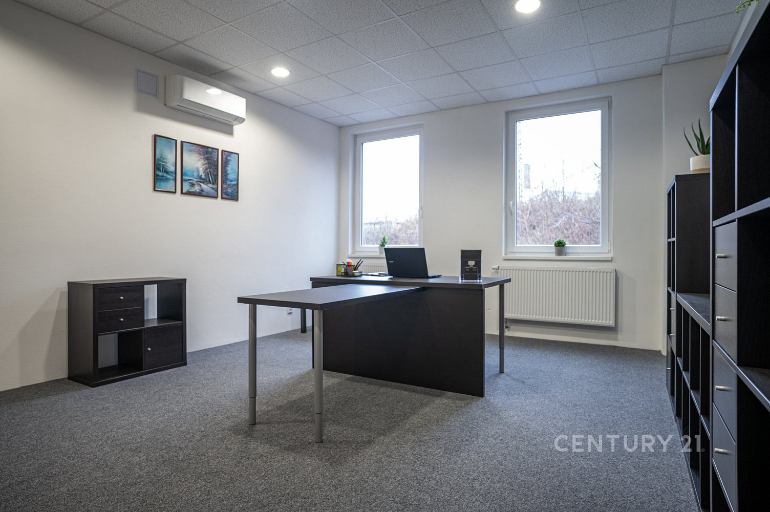 Pronájem kanceláře 190 m² – fotografie 3