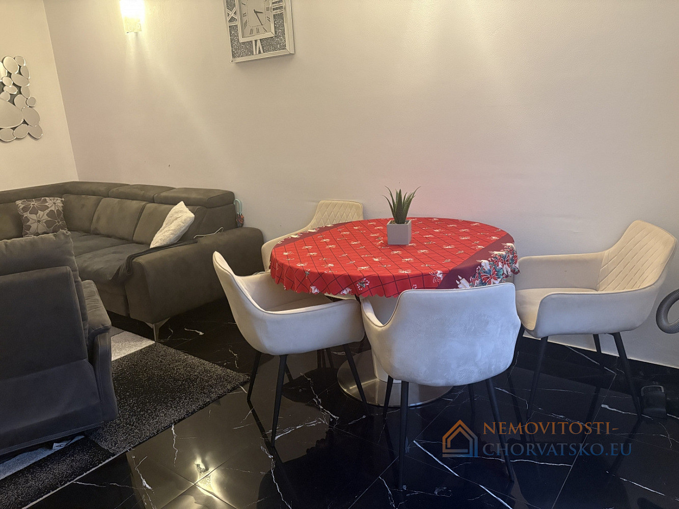 Prodej bytu 2+kk 36 m² - Widok 2