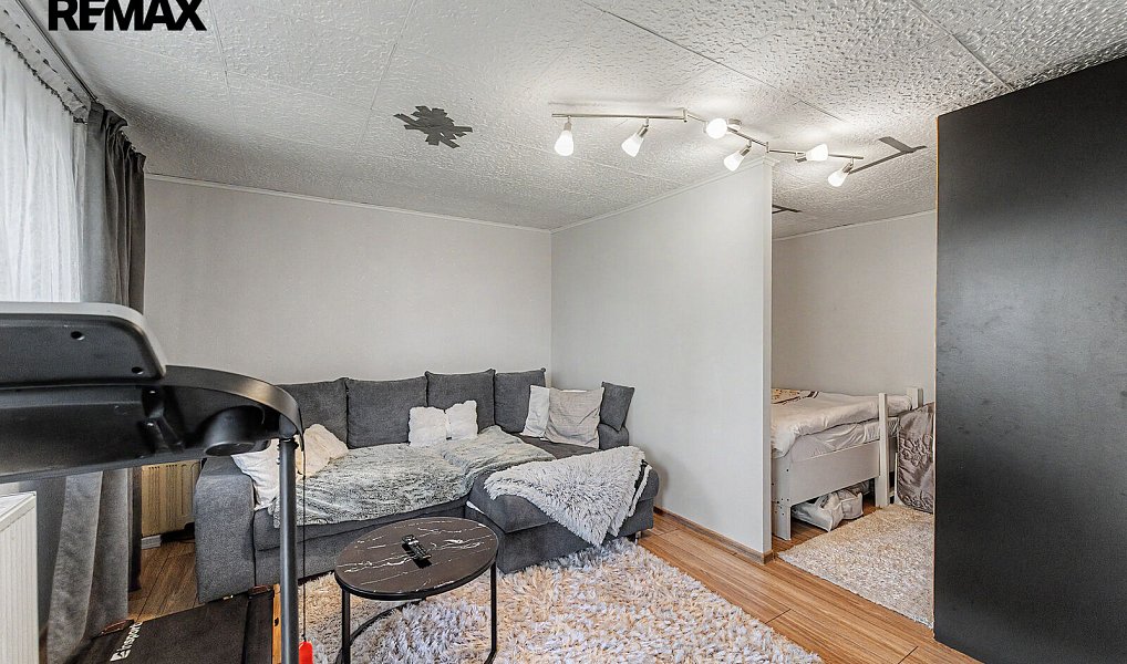 Prodej domu 222 m² s pozemkem 1 257 m², Kly – náhled fotky 31