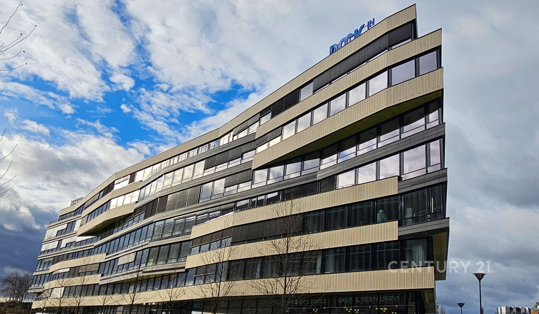 Pronájem kanceláře 1 050 m²
