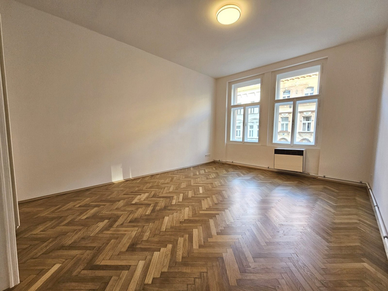 Pronájem bytu 3+1 86 m² — photo 3
