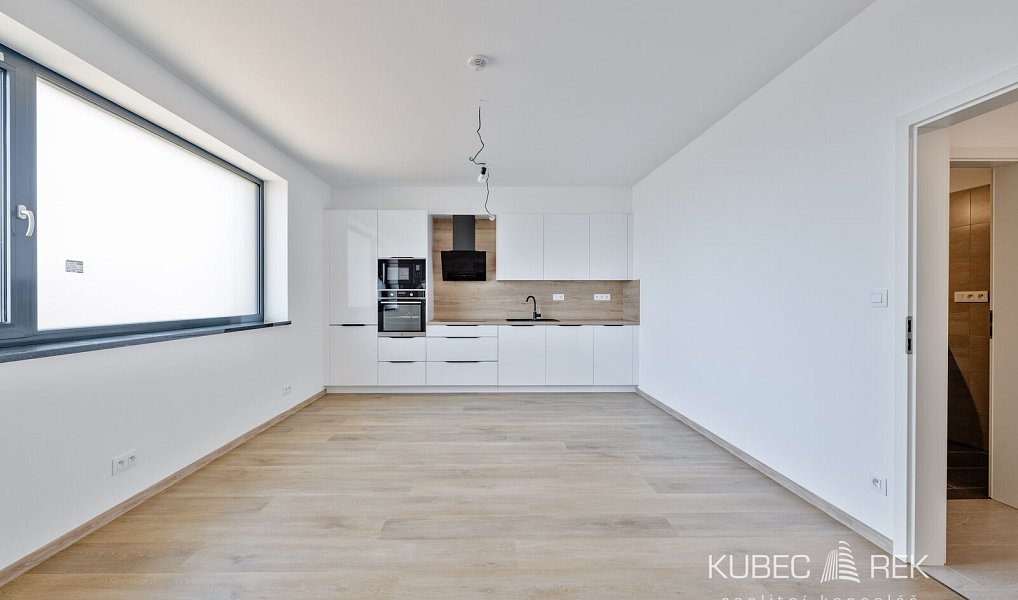 Prodej bytu 2+kk 52 m², Veselí nad Lužnicí – fotka 1 z 14