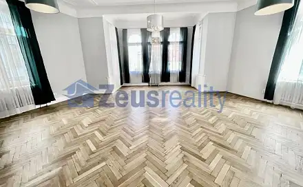 Pronájem obchodních prostor 45 m², Kaprova, Praha 1 - Josefov