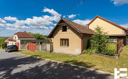 Prodej chaty/chalupy 86 m² s pozemkem 329 m², Hradčany, okres Nymburk
