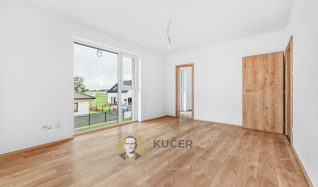 Prodej domu 145 m² s pozemkem 600 m², Nemyslovice – náhled fotky 25