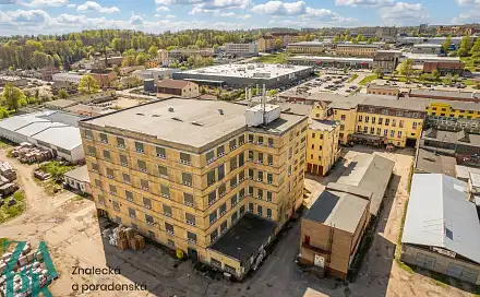 Pronájem skladovacích prostor 1 075 m², Pekařská, Cheb