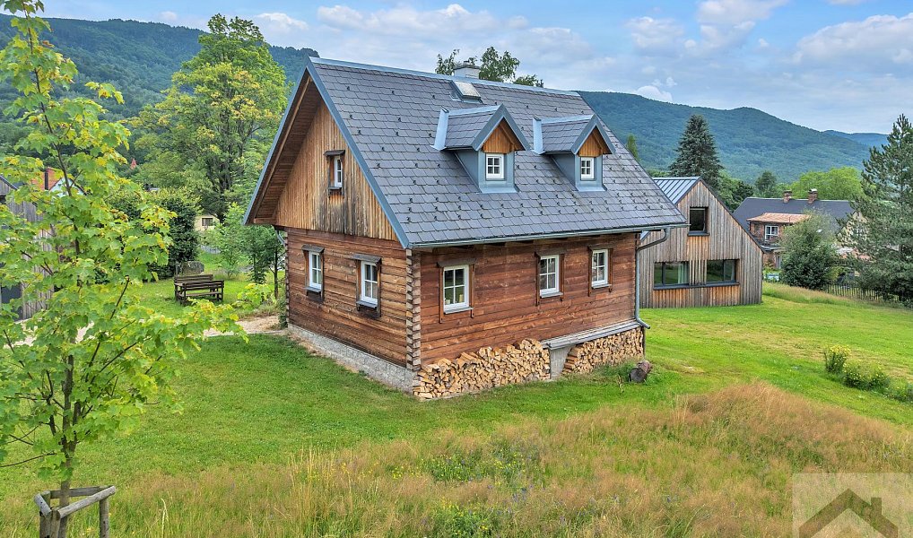 Prodej domu 656 m² s pozemkem 5 411 m², Bílý Potok – náhled fotky 2