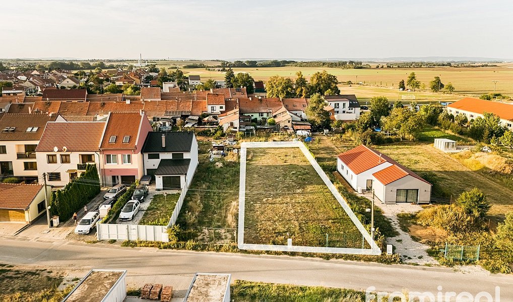 Prodej stavebního pozemku 1 000 m², Opatovice – náhled fotky 5
