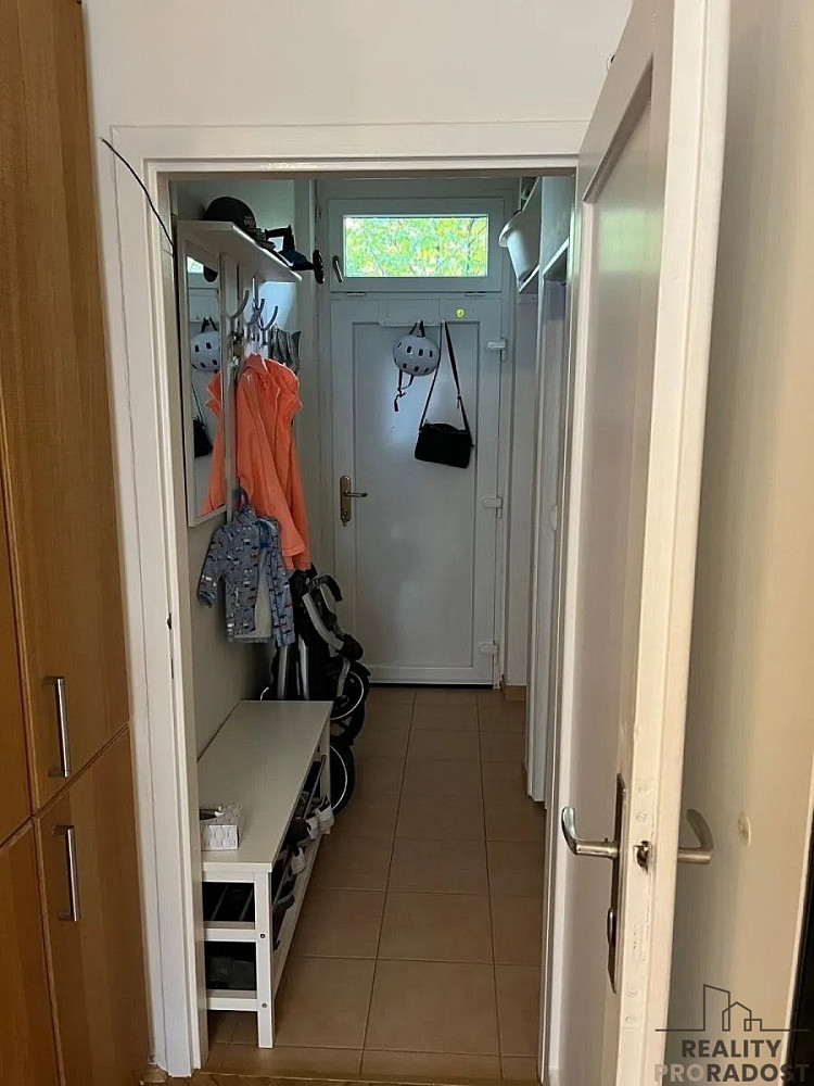 Pronájem bytu 2+kk 44 m² — photo 4