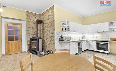 Prodej nájemního domu, činžáku 1 028 m², Česká Kamenice - Kerhartice, okres Děčín