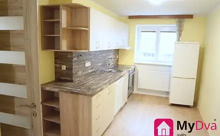 Pronájem bytu 2+1 59 m², Janáčkova, Znojmo