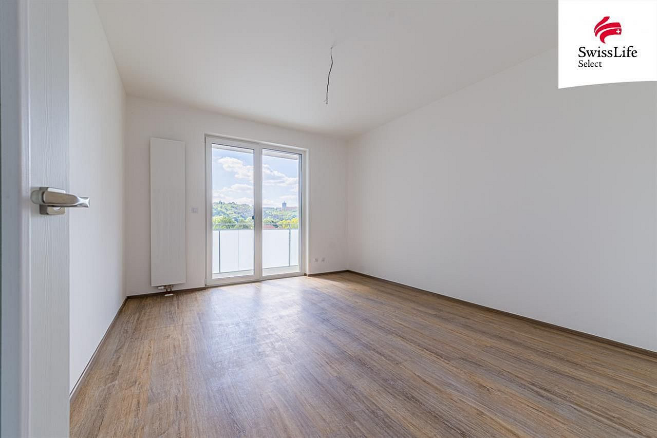 Pronájem bytu 2+kk 56 m² – fotografie 2