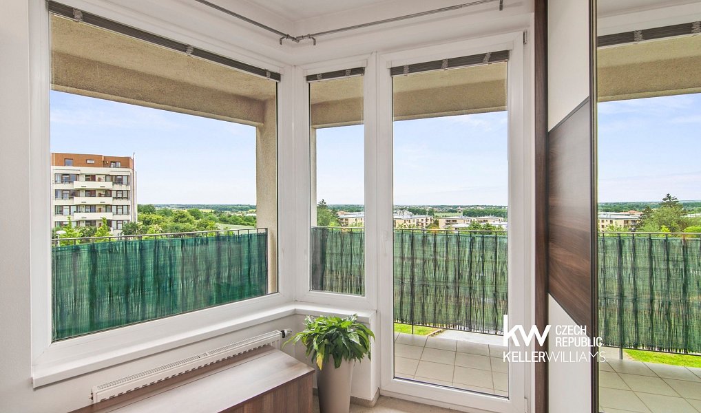 Prodej bytu 4+kk 95 m², Praha – náhled fotky 25