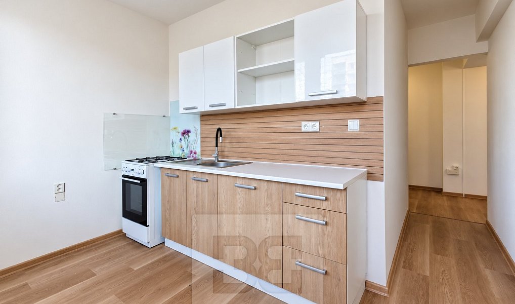 Pronájem bytu 2+1 67 m², Kolín – náhled fotky 6
