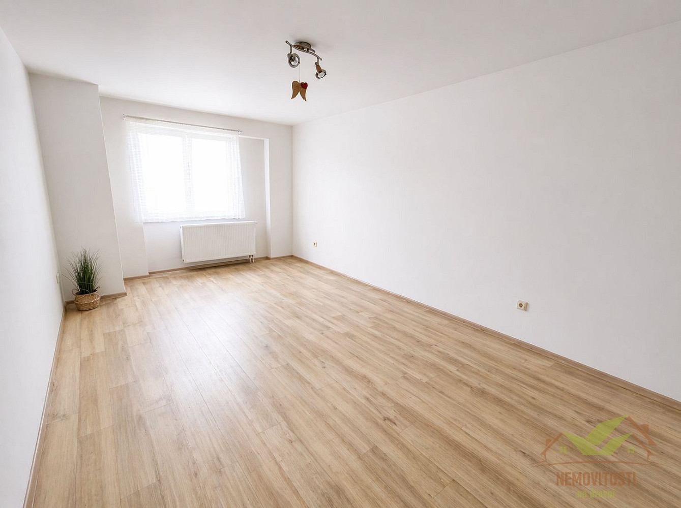 Pronájem bytu 1+kk 30 m² — photo 2