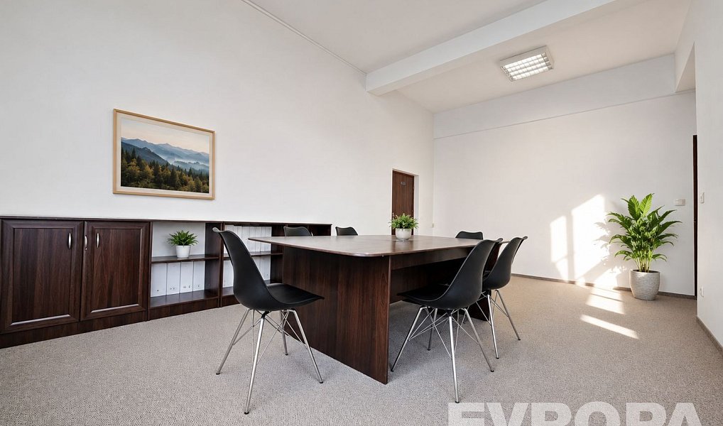 Pronájem kanceláře 160 m², Vrchlabí – náhled fotky 5