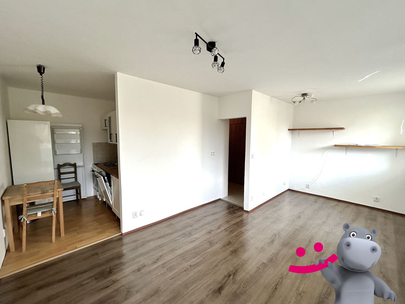 Pronájem bytu 1+kk 33 m² – fotografie 3