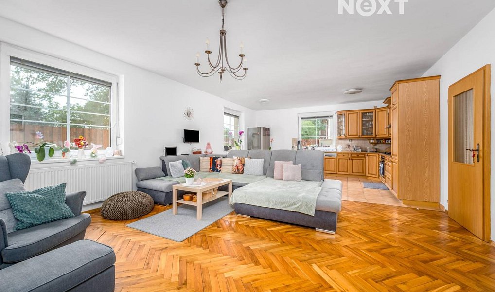 Prodej domu 270 m² s pozemkem 234 m², Lužec nad Vltavou – náhled fotky 7