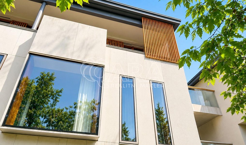 Prodej bytu 4+1 164 m², Praha – náhled fotky 3