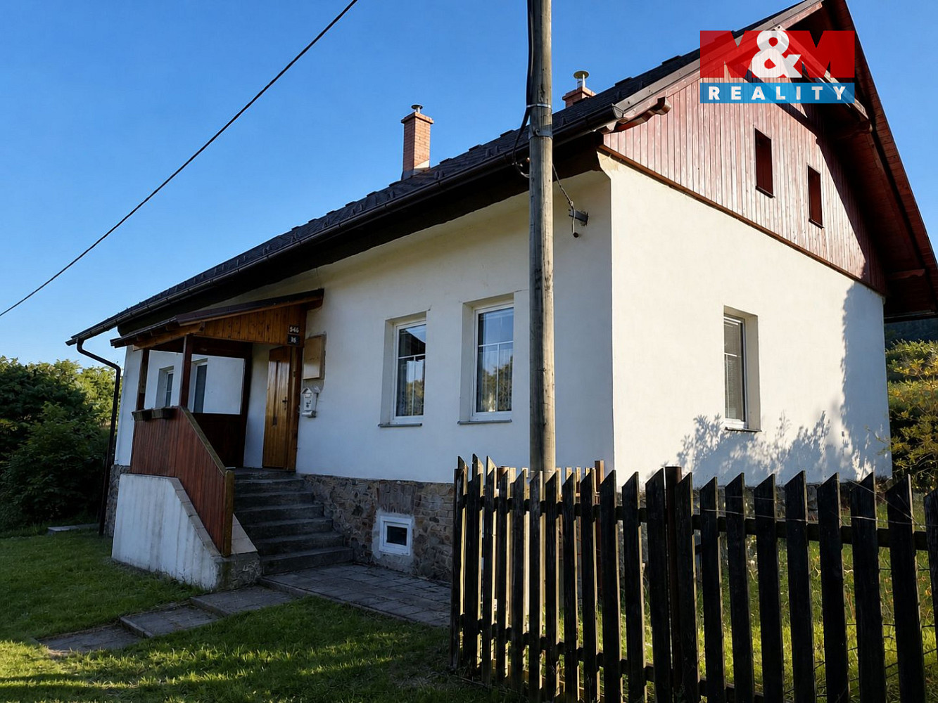 Prodej domu 220 m² s pozemkem 1 740 m²