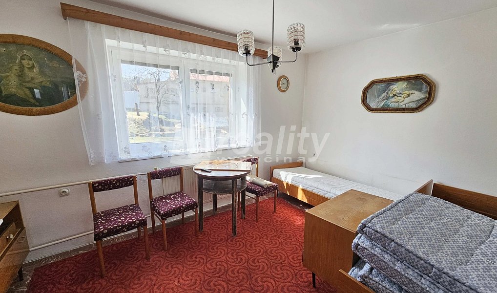 Prodej domu 282 m² s pozemkem 725 m², Kamenice – náhled fotky 17
