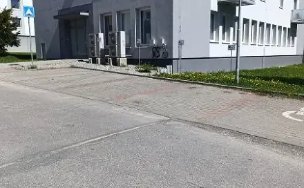 Pronájem soukromého parkovacího stání v Jihlavě, na sídlišti Královský Vršek, Královský vršek, Jihlava