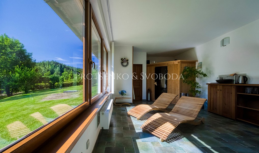 Prodej domu 257 m² s pozemkem 4 348 m², Ledečko – náhled fotky 10