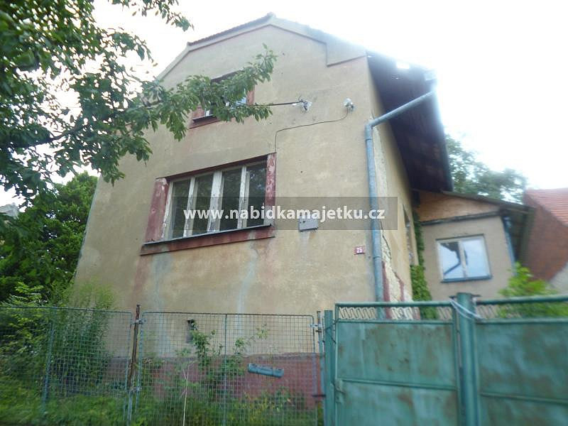 Prodej domu 290 m² s pozemkem 585 m²
