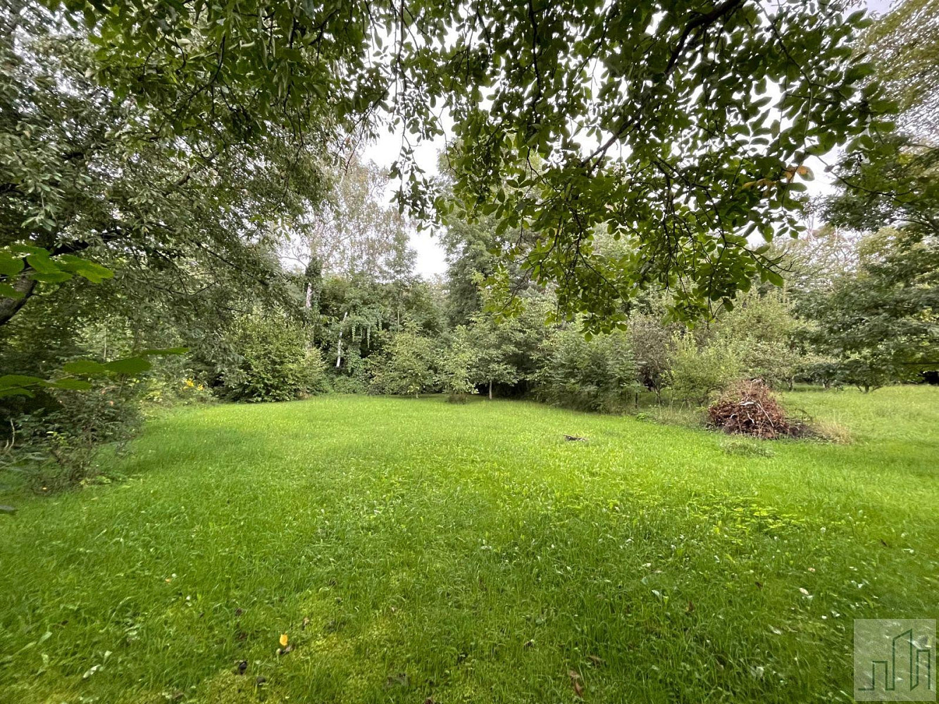 Prodej stavebního pozemku 2 738 m² – fotografie 3