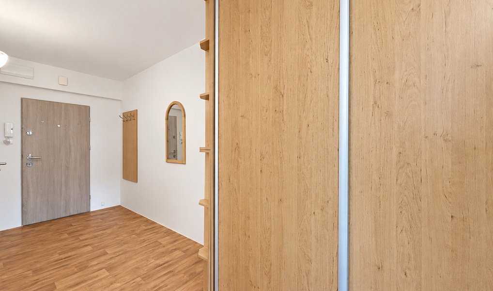 Prodej bytu 3+1 76 m², Jirkov – náhled fotky 25
