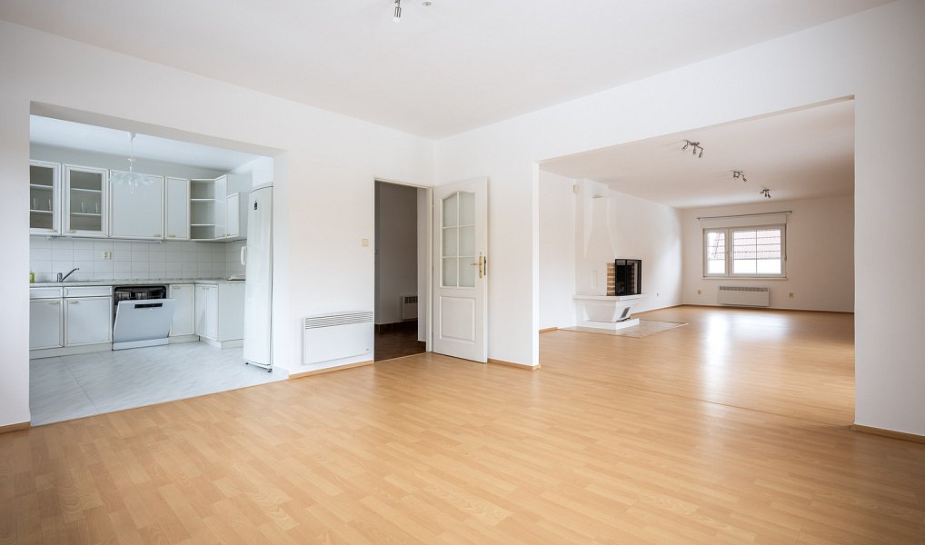 Pronájem domu 365 m² s pozemkem 539 m², Praha – náhled fotky 3