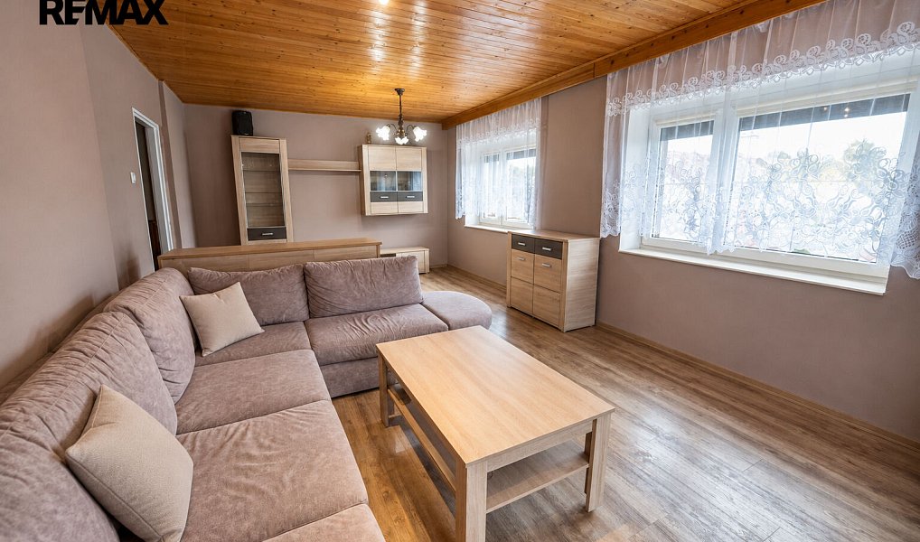 Prodej domu 290 m² s pozemkem 877 m², Habartov – náhled fotky 6